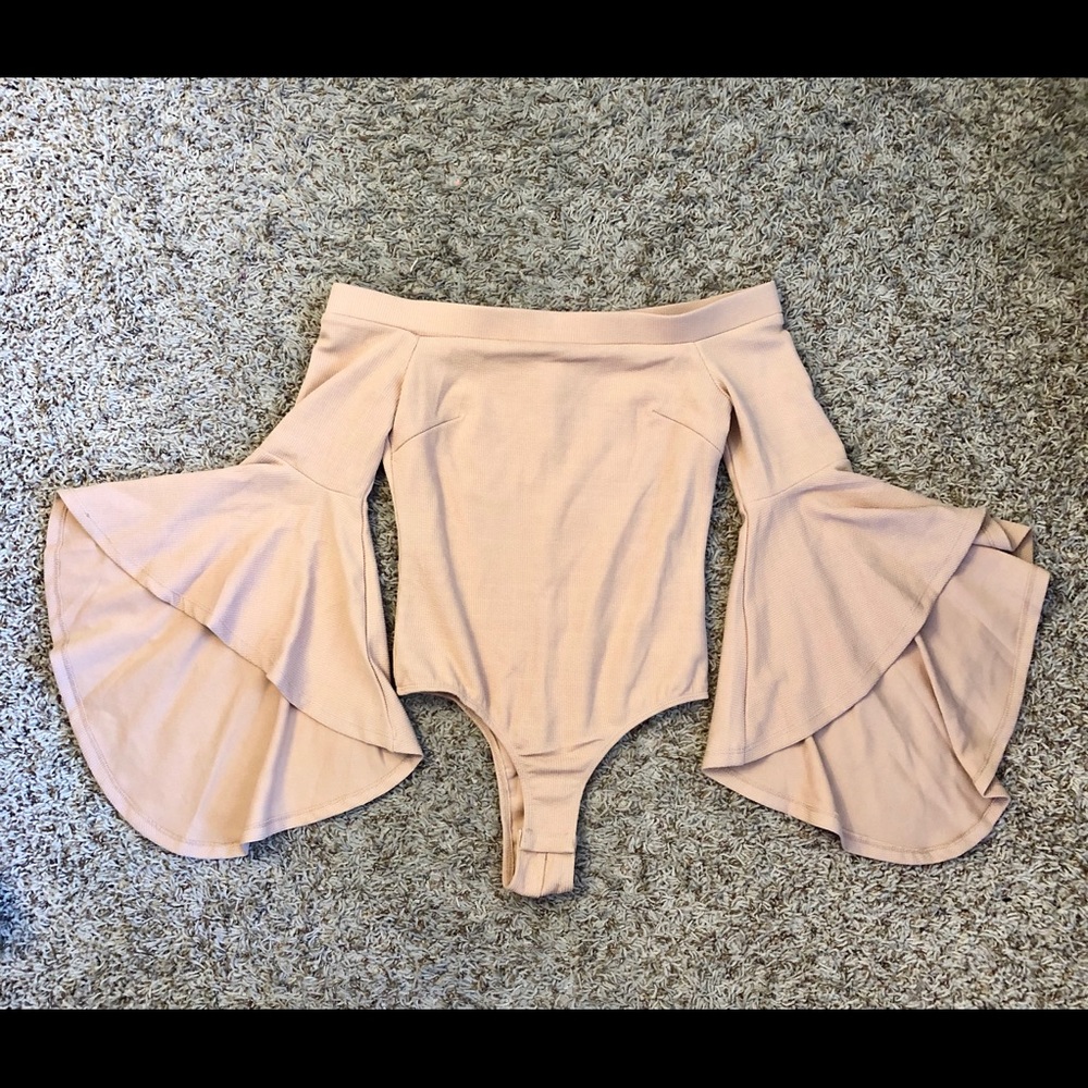 LF SEEK THE LABEL Bell Sleeve Boatneck Bodysuit